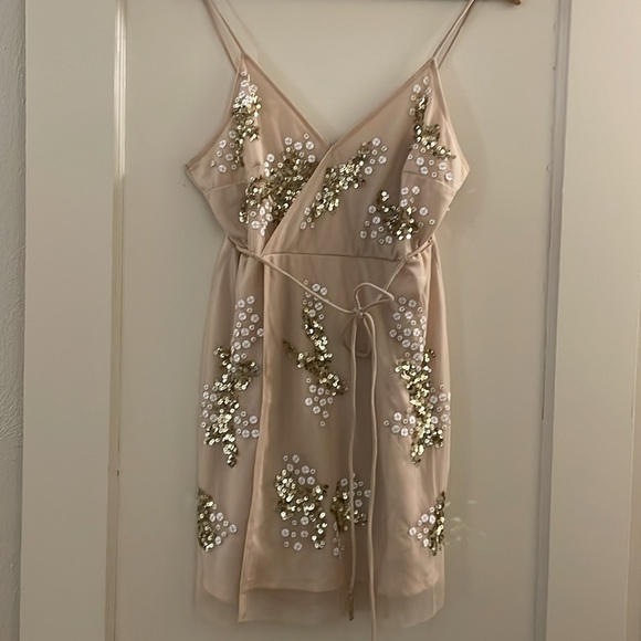 New Altar’d State sequin wrap mini dress - Picture 10 of 17